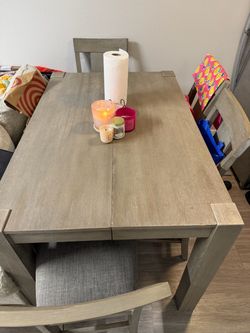 3 leaf table