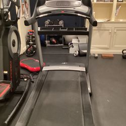 Used NordicTrack Commercial Treadmill 1750 Works Great!