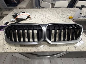 Grille BMW 330i 2025