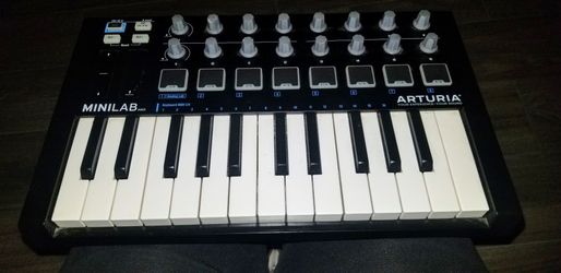 Arturia Minilab Keyboard