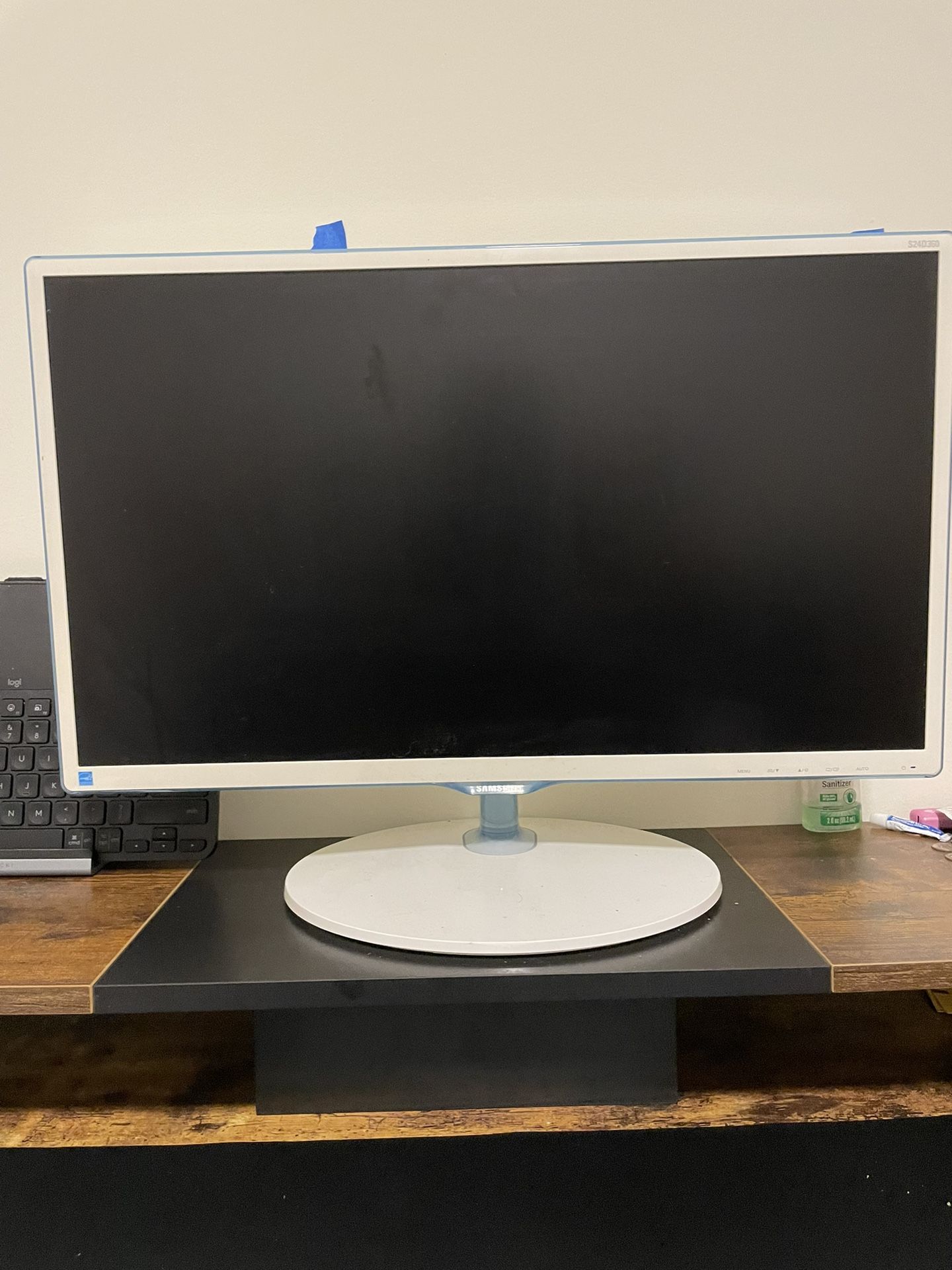 Samsung 24” Computer Monitor 