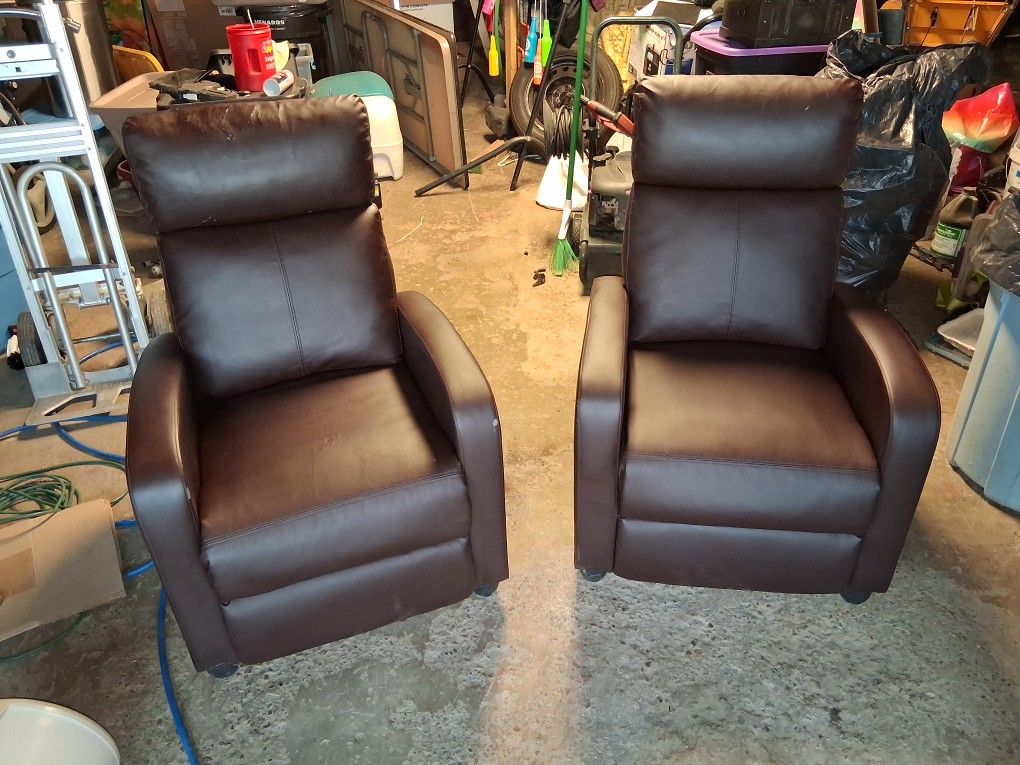 RV or Small Space Recliners