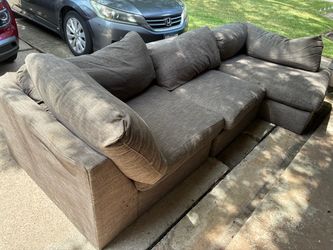 FREE Sectional Couch – Must Pick Up