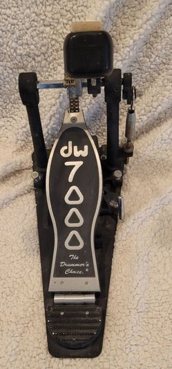DW 7000 Bass Drum Pedal