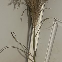 Pampas Dried Decor faux wheat grass. Read Description