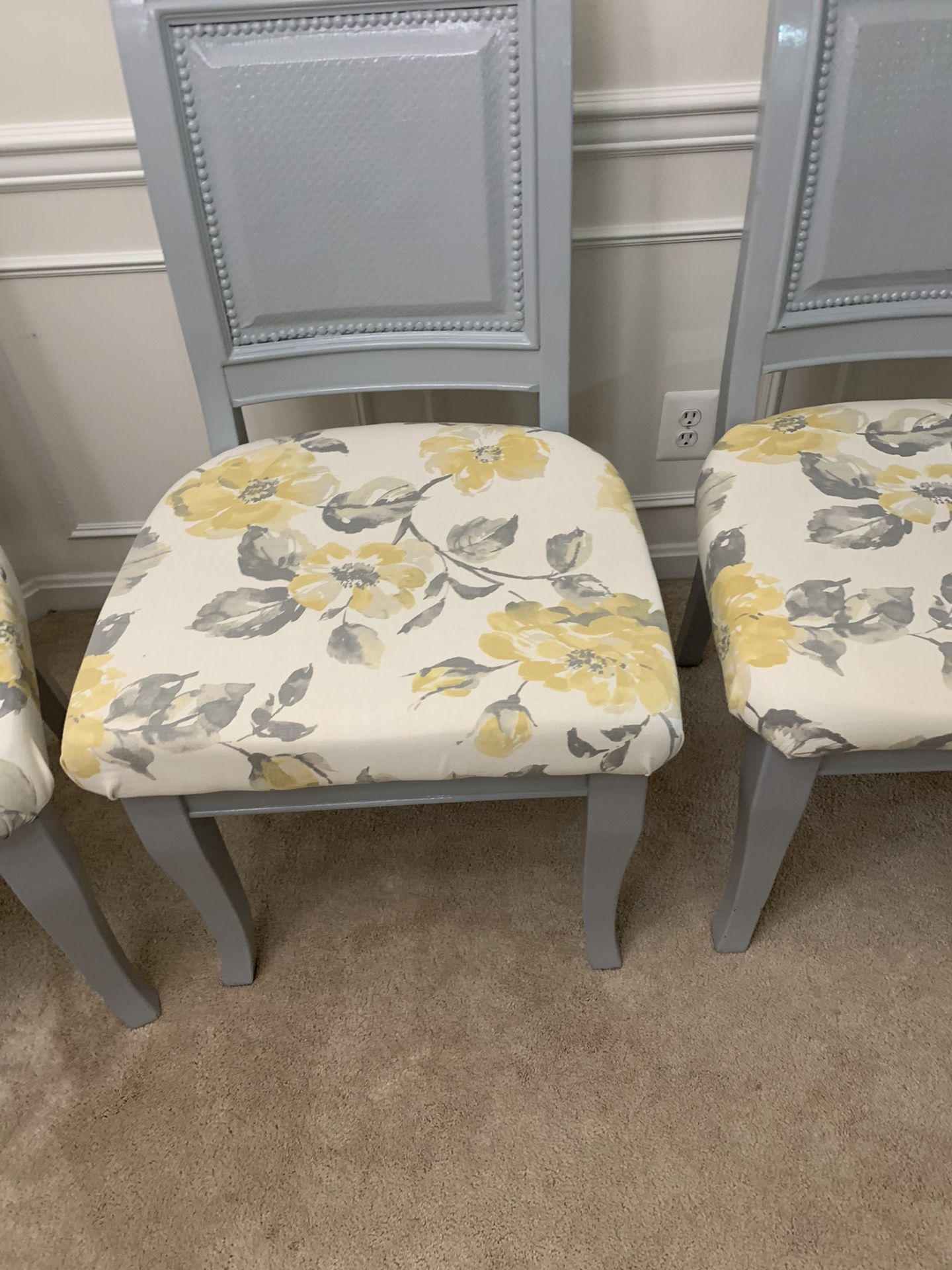 Set of 4 Dinning Chairs