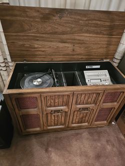 Record Player - Vintage Monteverdi console
