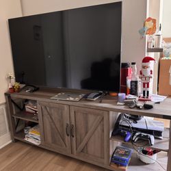Samsung 70” Crystal UHD 4K Smart TV – Excellent Condition