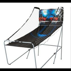 Arcade basketball game