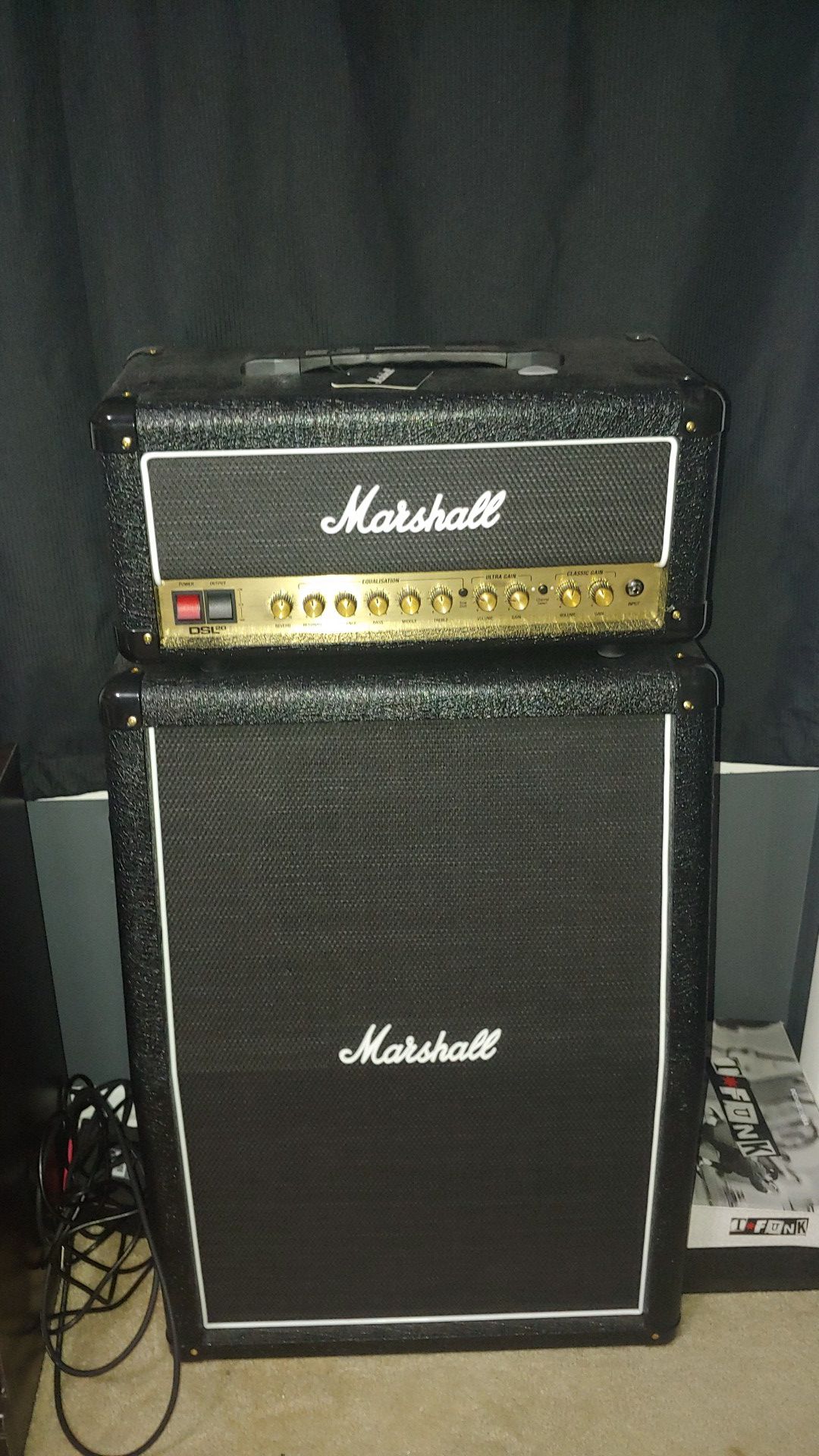 Marshall dsl20hr amp with cabinet