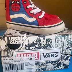 Vans Kids Vans X Marvel® Sk8-Hi Zip Size 7 (baby)