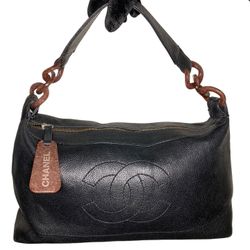 Pebble Leather Medium Vintage Shoulder Bag