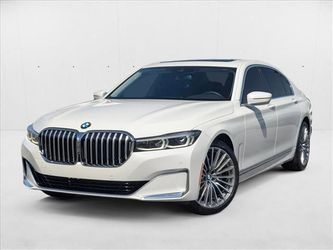2022 BMW 740