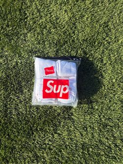 Supreme Socks
