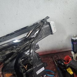 2025 Chevy Equinox Driver Oem Headlight 