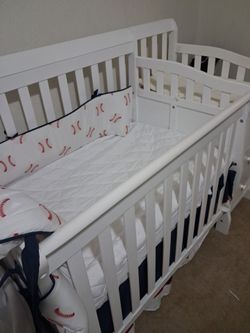 Mini Crib with Drawers