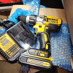 Firm Price🛑 Dewalt 20v Xr 3-speed 1/2" Drill Driver used Good. Batt&Charger Included. Precio firme