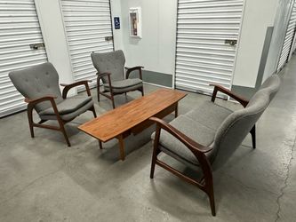 Mid-Century Modern Lounge Chair and Coffee Table Set