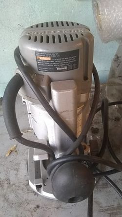 Craftsman plunge router