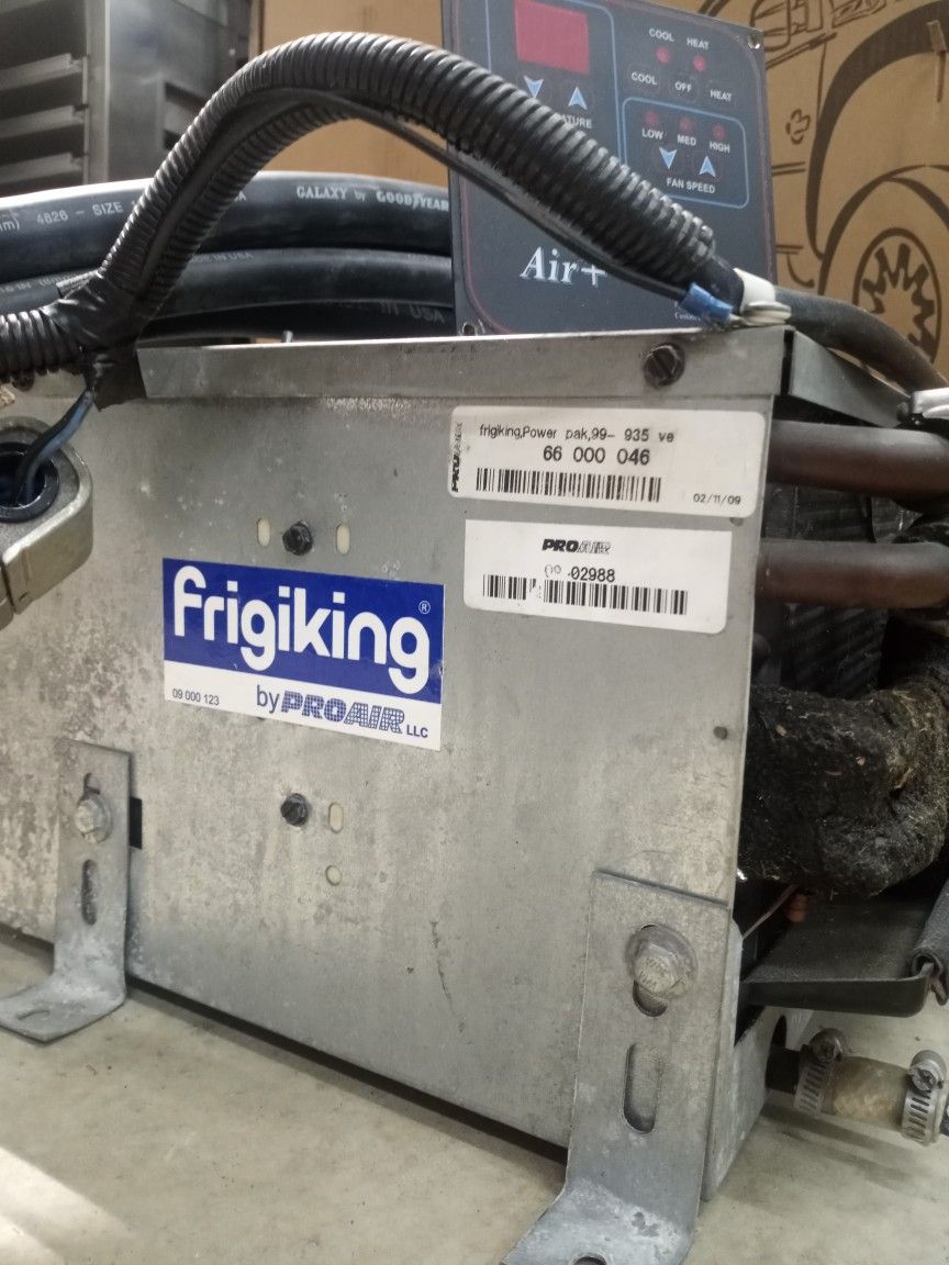 Frigiking 935 PowerPak RV or Van Heat/AC Unit. 