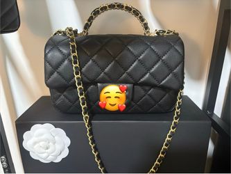 Cute chain cross body