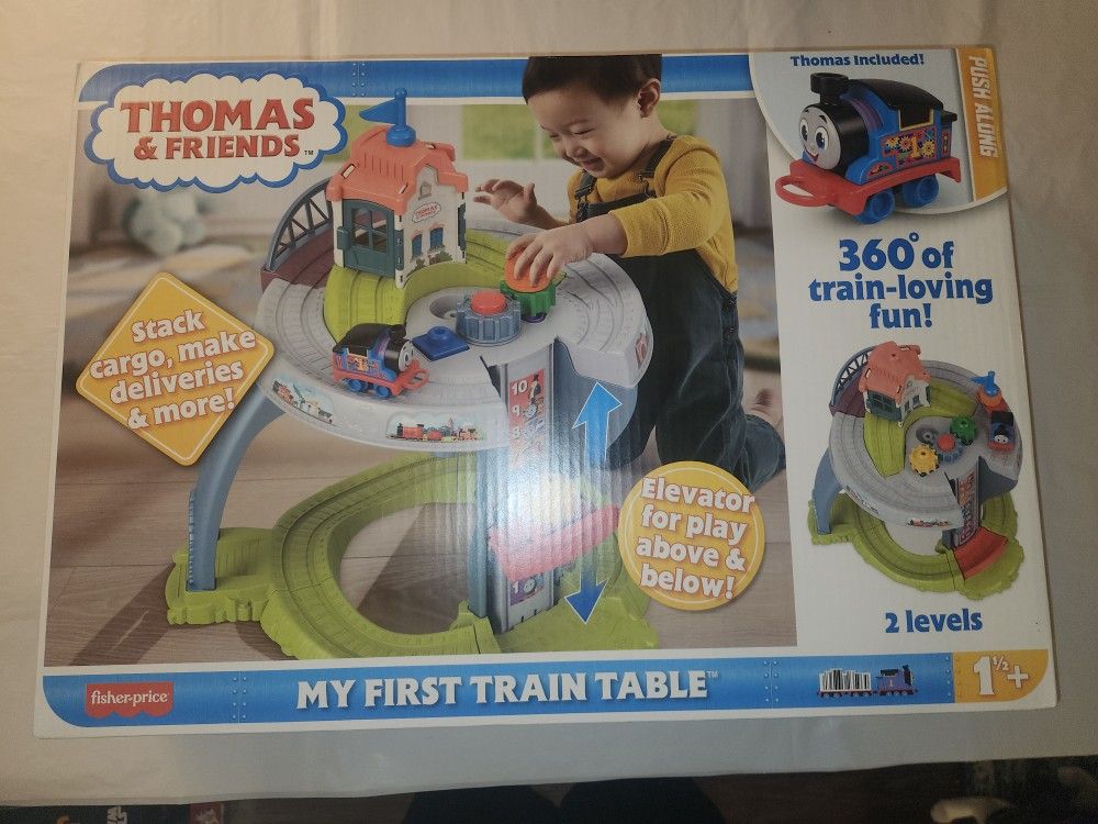 Thomas & Friends My First Train Table with Mini Push Along Thomas Engine