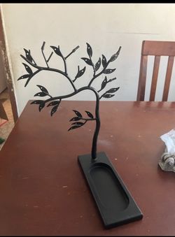 $20, Jewelry holder with base pate