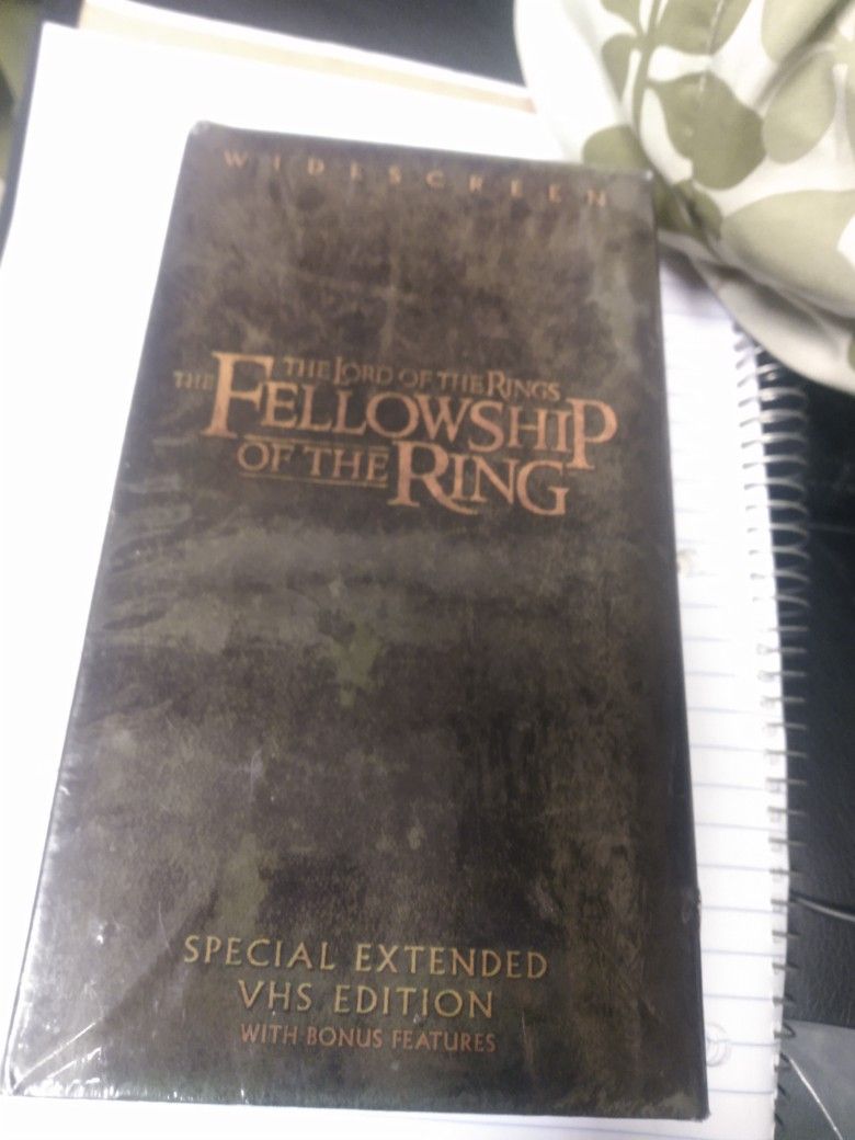New Sealed Vintage Lord Of The Rings Fellowship Of The Ring Special Extended VHS Edition Widescreen