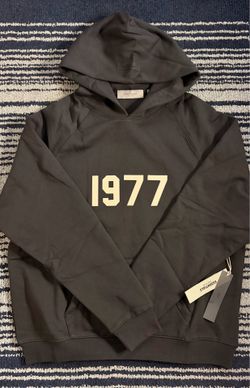1977 iron essential hoodie S,M
