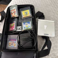 Gameboy Advanced SP (+Case And Games!)
