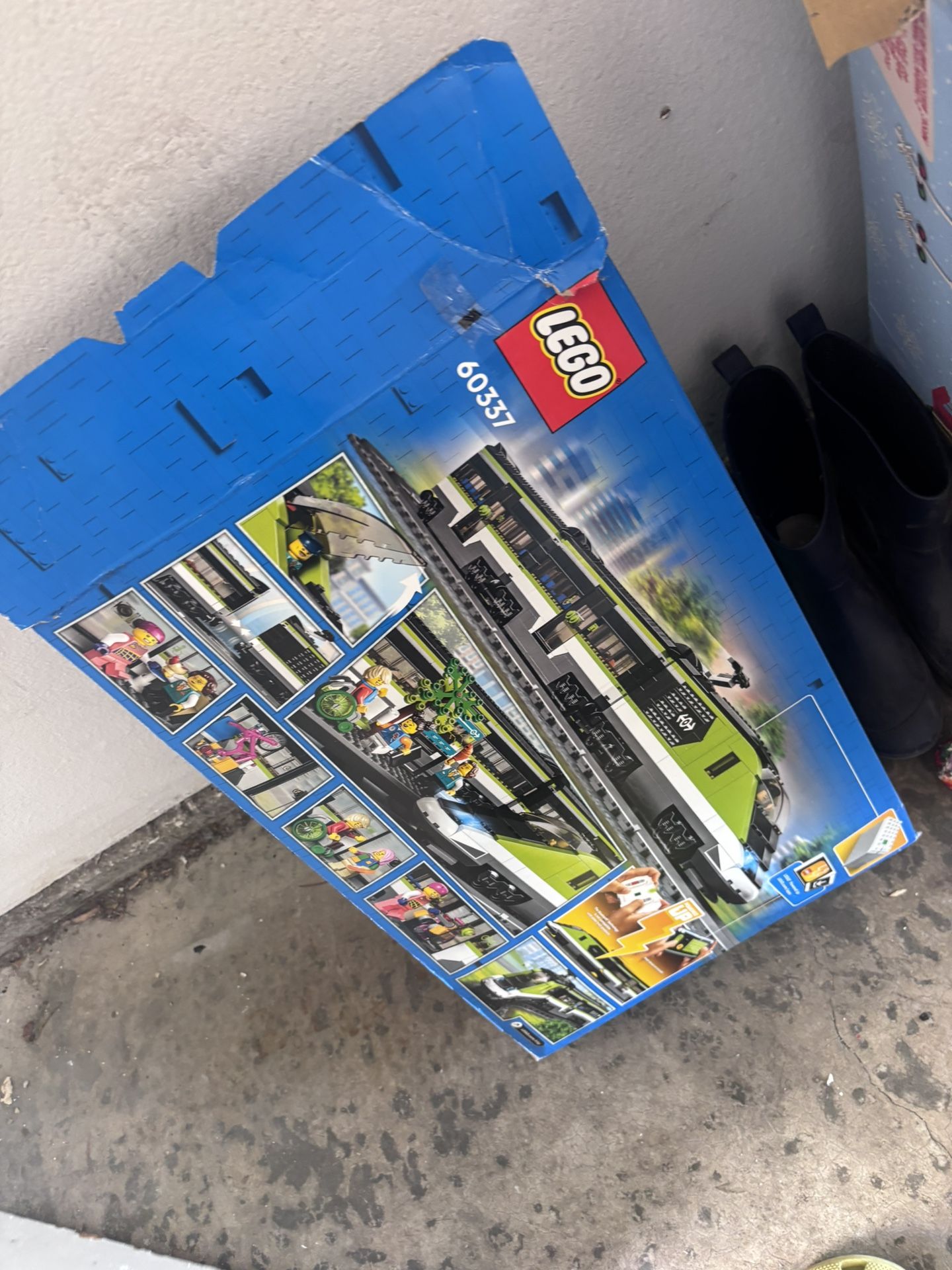 Lego City 60337 Remote Control Train Set