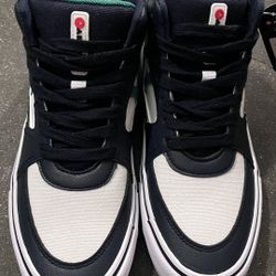 ****NWT**** Air Walk Men’s Shoes Size 8