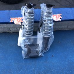 2.5 COIL OVER LEVELING FOX TOYOTA TACOMA