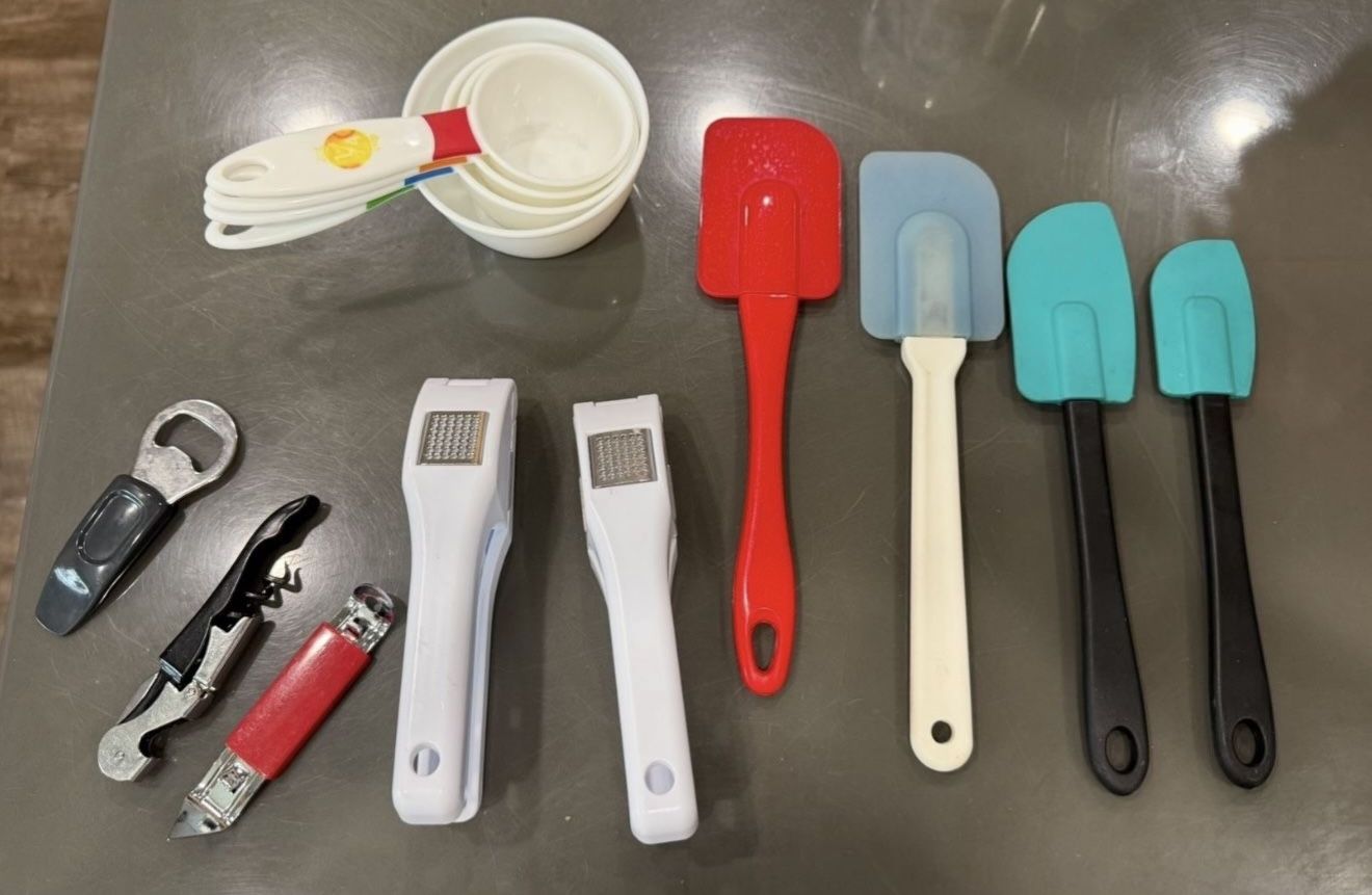 Kitchen Accessories Lot
