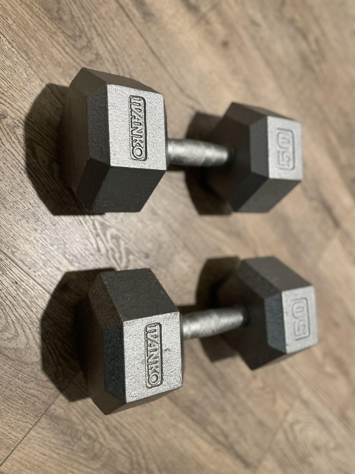 Vintage set. (2) IVANKO Hex Dumbbells 50 lbs Total: 100 lbs $2 per pound.