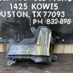 2015-2020 Cadillac Escalade LED Fog Light Lamp  Driver Side