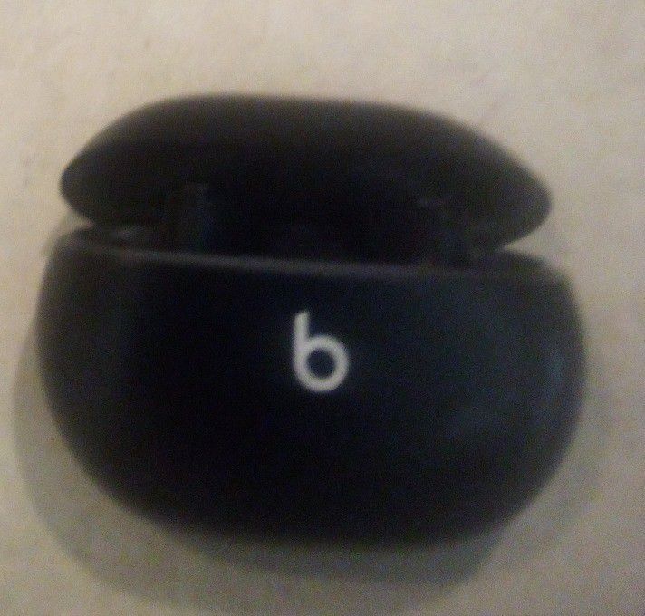 Beats By Dre Studio Buds Truly  Noise Cancelling Headphones 