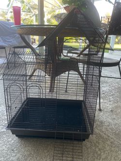 Mansion bird cage