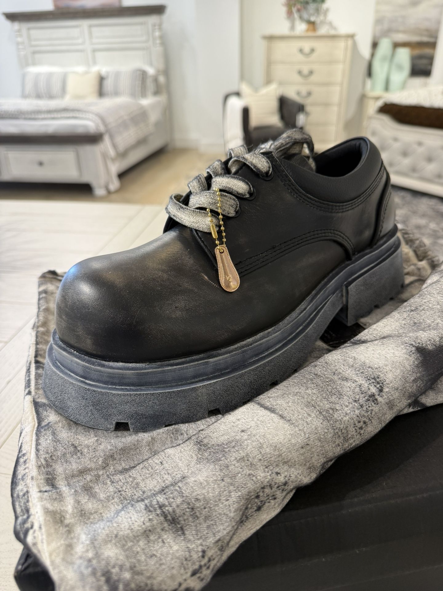 THEWOLF GIGANTIC DERBY SPECIAL EDITION - APOCALYPSE