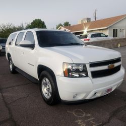 2014 Chevy Suburban LT 