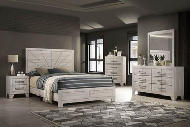 B378 Bedroom set. A very beautiful affordable set for your Home. Fanancing/Delivery.