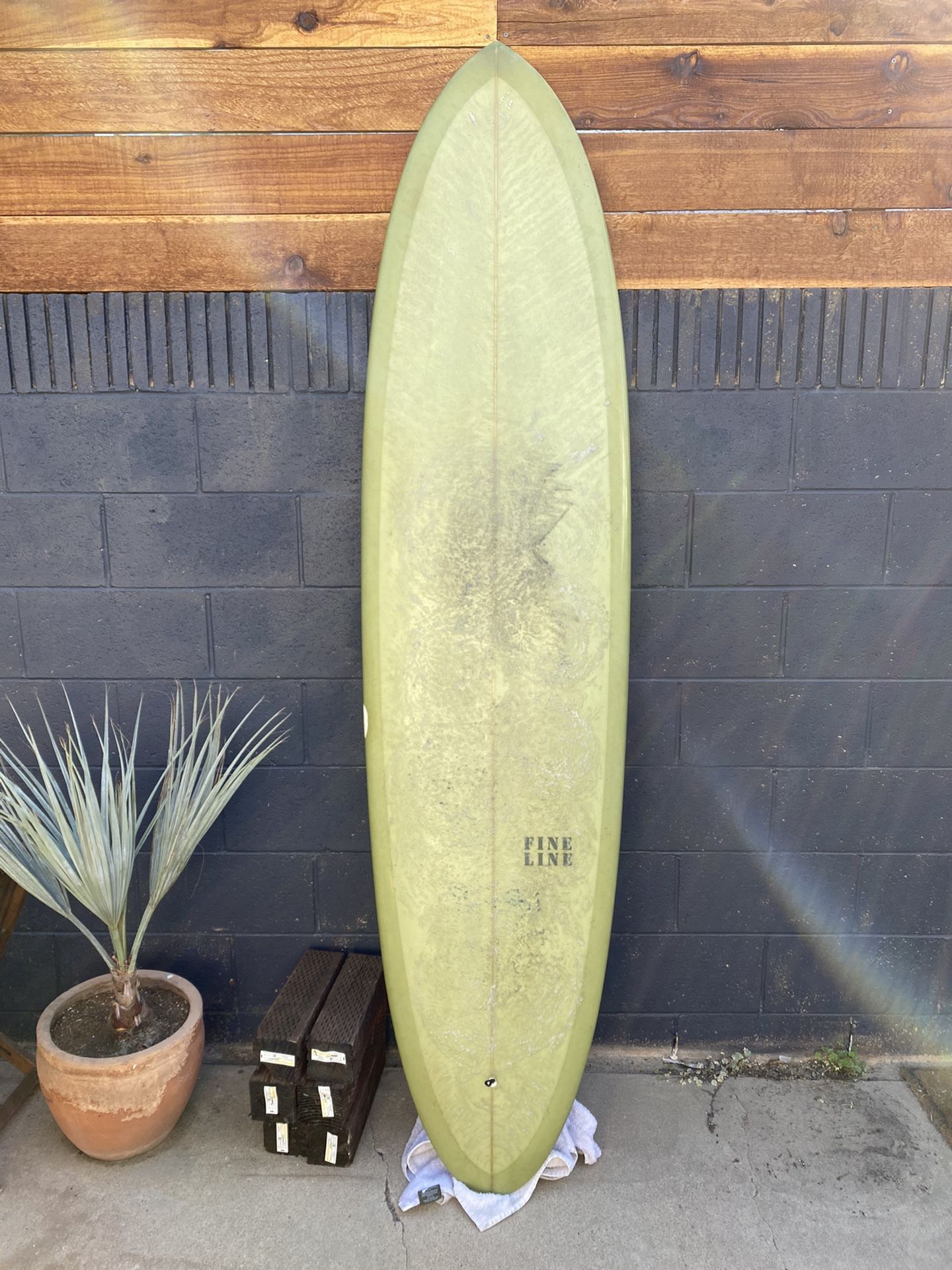 Fineline Egg Single fin surfboard. 7’2”