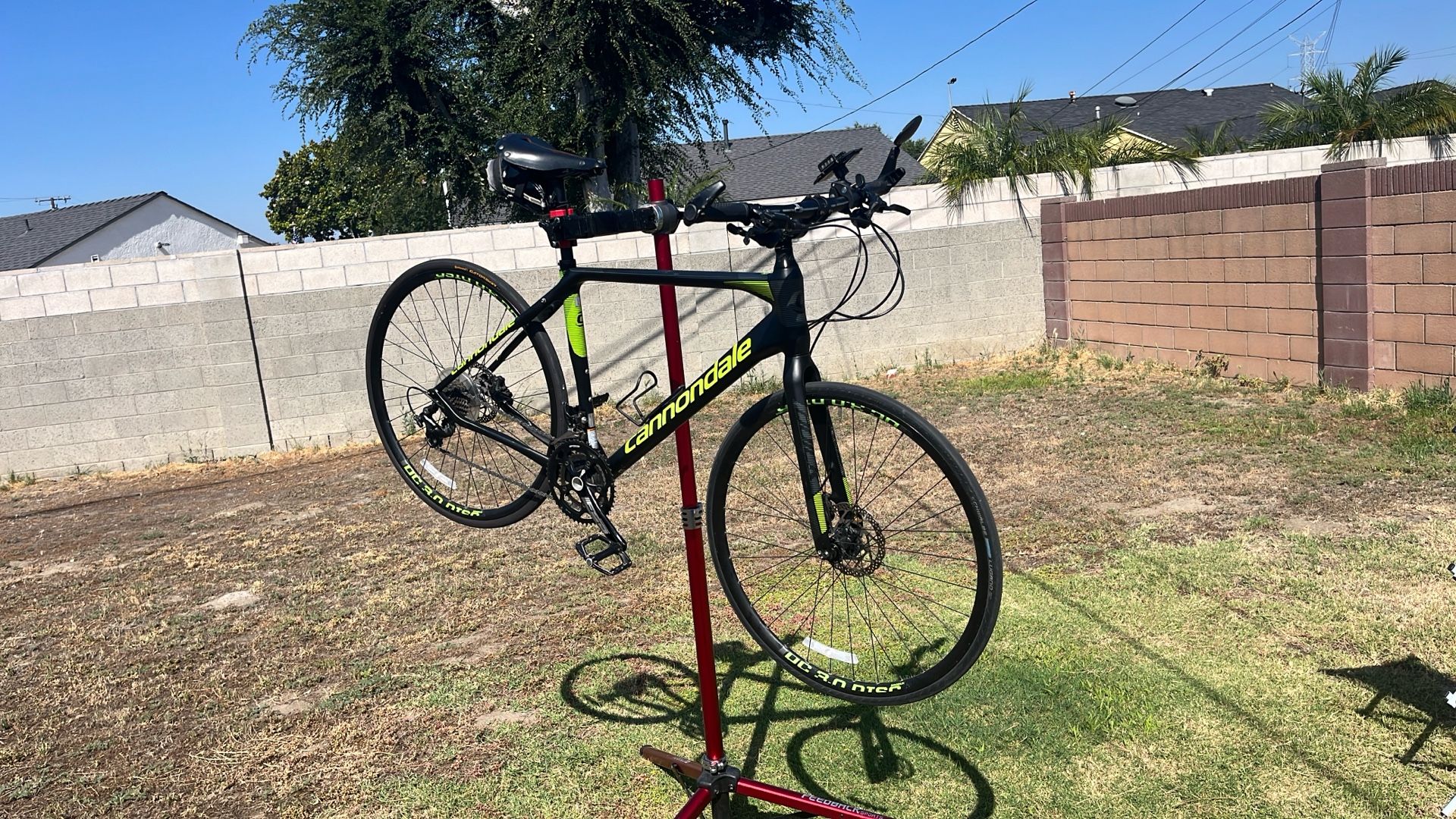 Cannondale Quick Carbon Fiber Bike