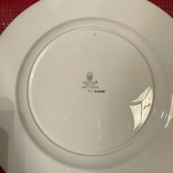 Whitehall Dinner Plates