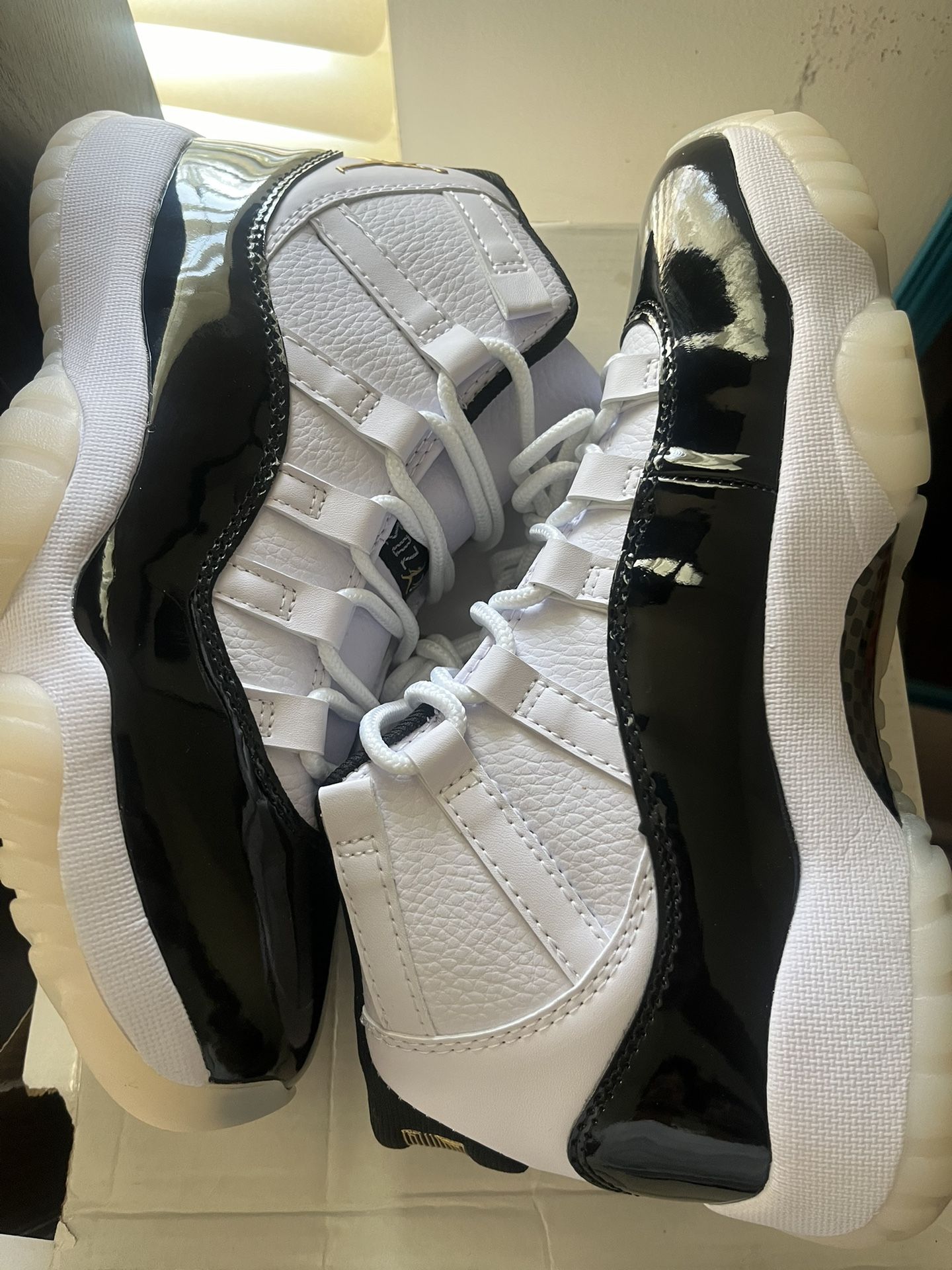 Jordan 11 Gratitude