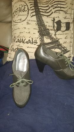 Attention women's high heels lace ups