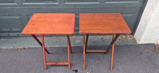 2 Small Folding Tables