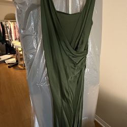 Emerald Green Satin Slip Dress – Elegant Evening Gown
