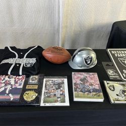 Oakland Raiders Memorabilia 