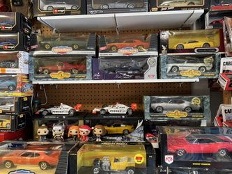 The Toy Garage. Diecast Cars & More .